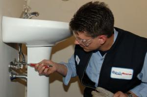 our service pros install bathroom fixtures in Inglewood